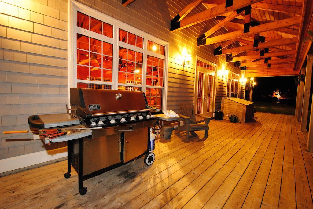 Keltic Quay Cottages & Bayfront Lodge Whycocomagh Dış mekan fotoğraf