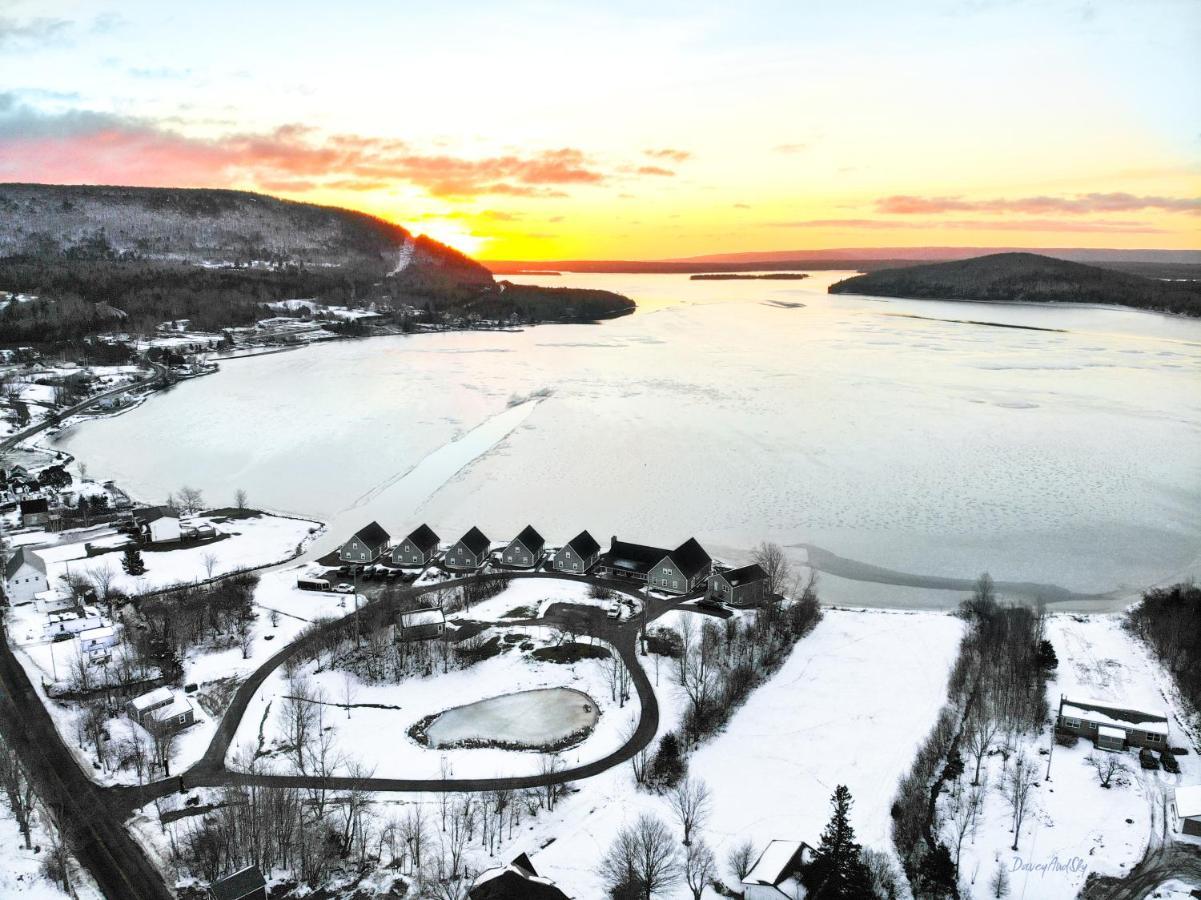 Keltic Quay Cottages & Bayfront Lodge Whycocomagh Dış mekan fotoğraf